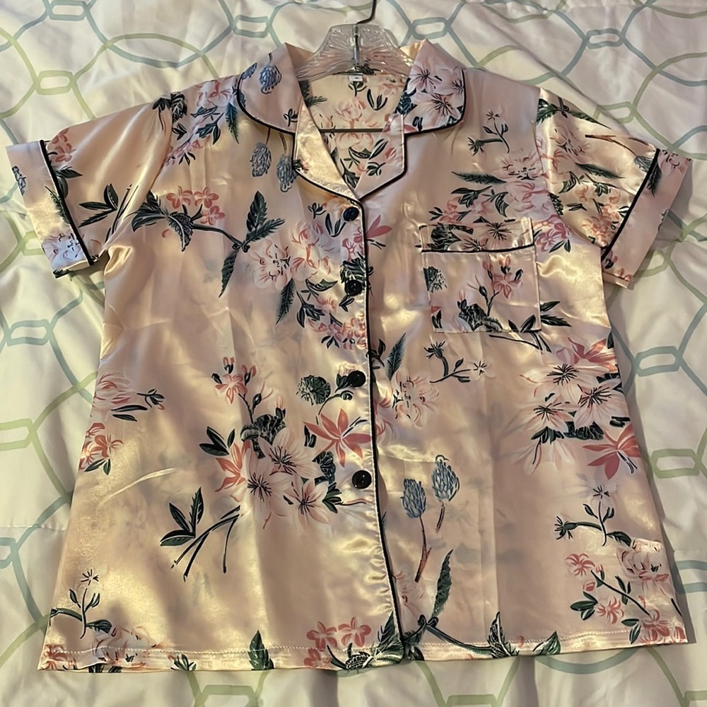 SHEIN Two-piece Pajama Set